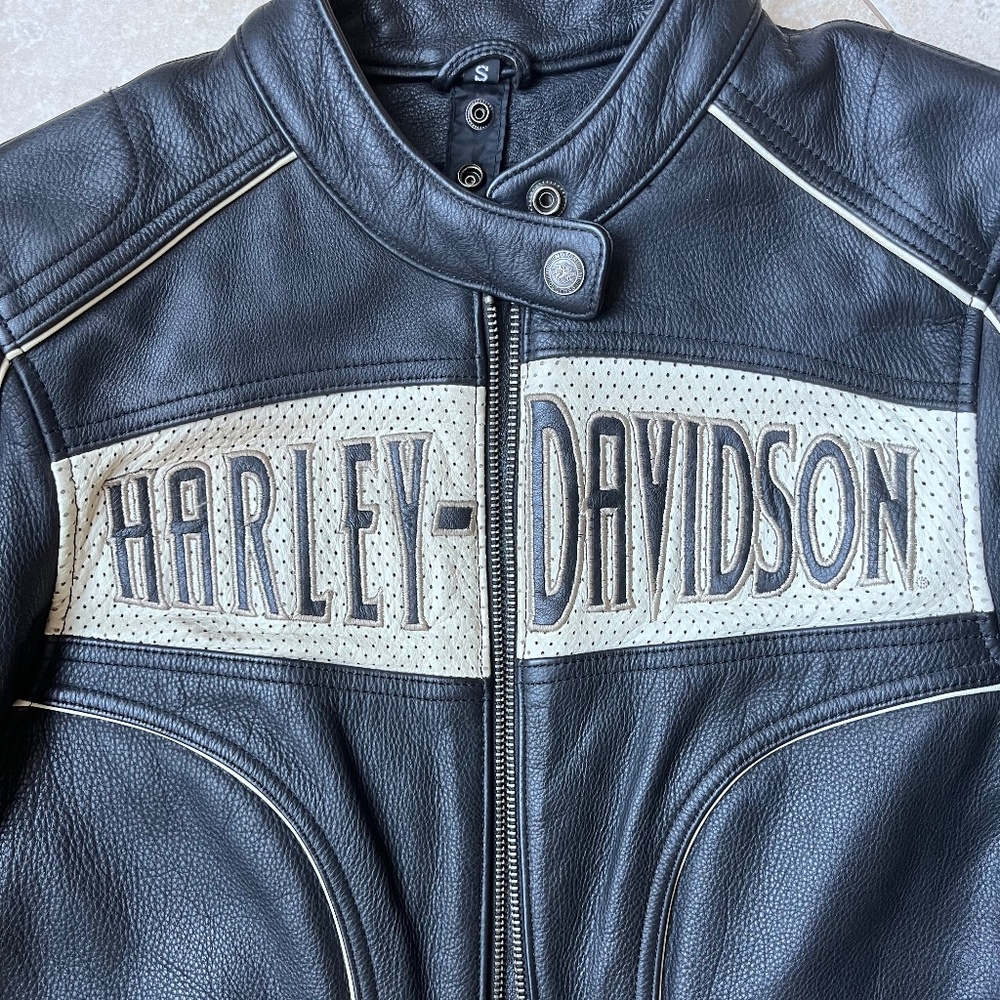 Harley-Davidson Genuine MotorClothes Leather Riding Jacket – Flame Embroidery